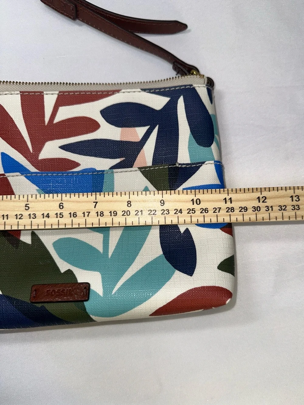 Fossil Fiona Crossbody Bag Abstract Leaf Floral Print Coated Canvas Purse